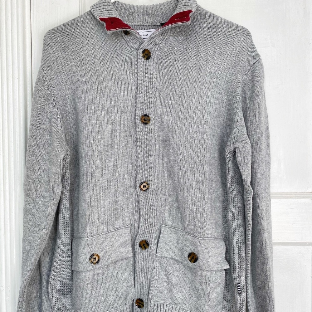Fivefour dual pocket cardigan sweater